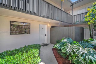 Photo of Listing #A11957254