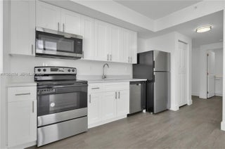 Photo of Listing #A11958054