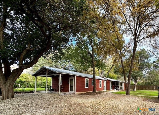 818 W Hopkins Street A, San Marcos