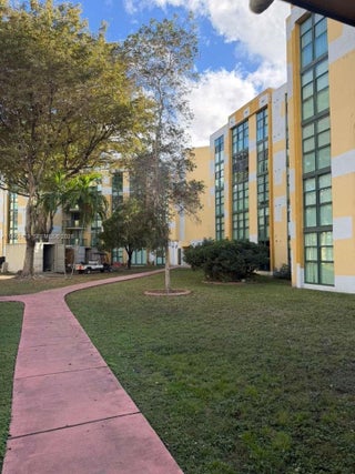 Photo of Listing #A11960129