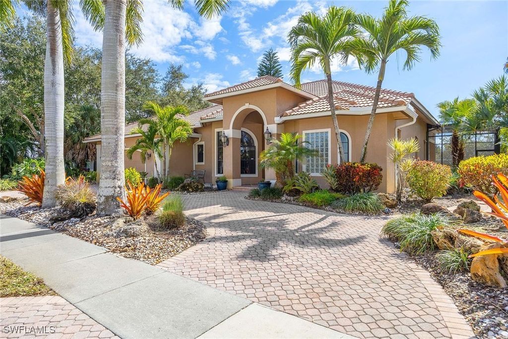146 Windward Cay, Naples