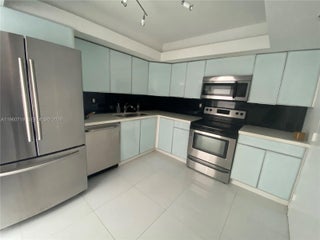 Photo of Listing #A11960719