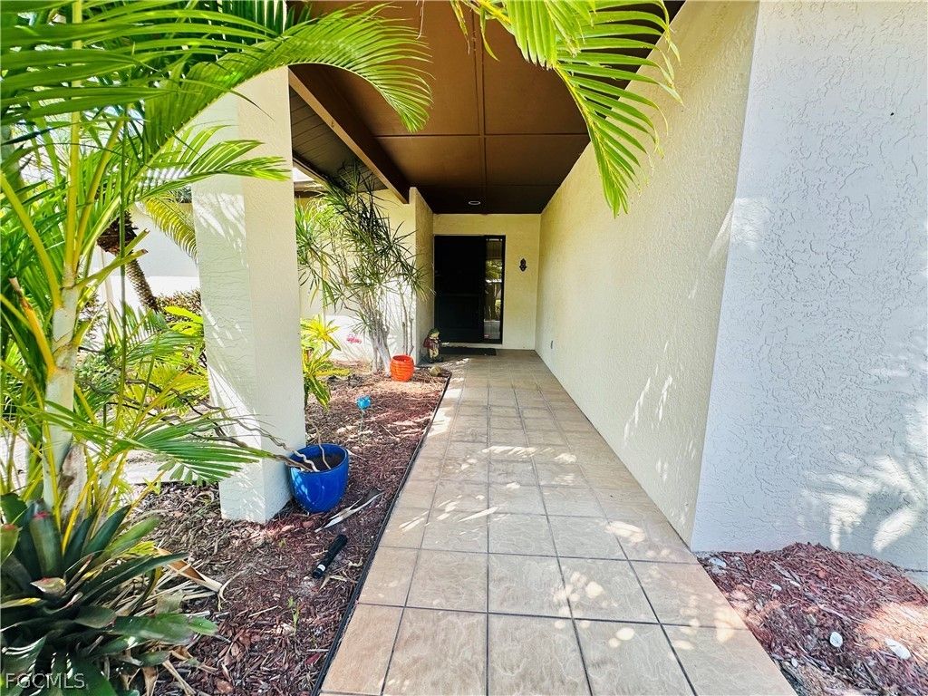 13212 Tall Pine Cir, Fort Myers