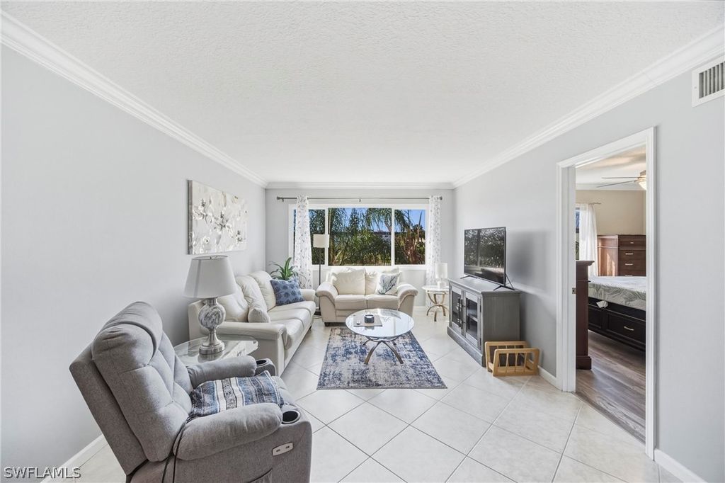 1010 Manatee Rd B304, Naples