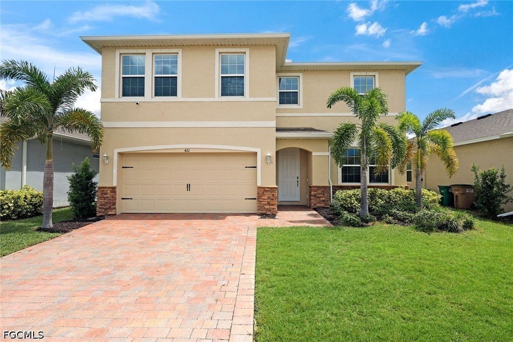 421 Coral Reef Pl, Cape Coral