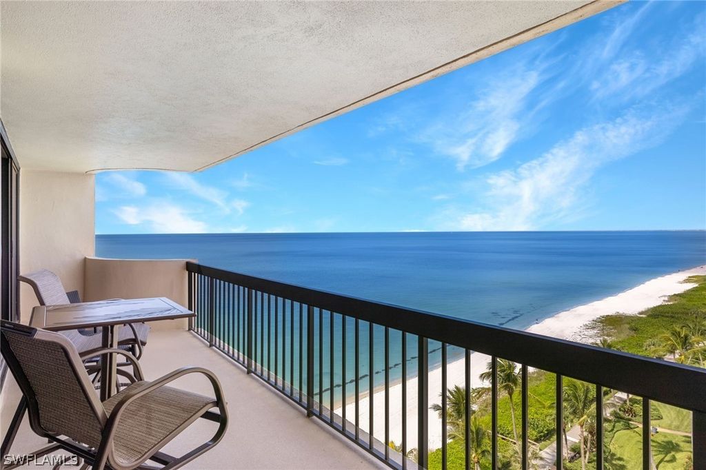 4001 Gulf Shore Blvd N 1106, Naples