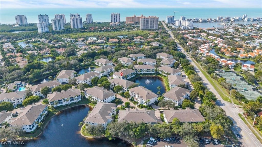 765 Bentwater Cir 203, Naples