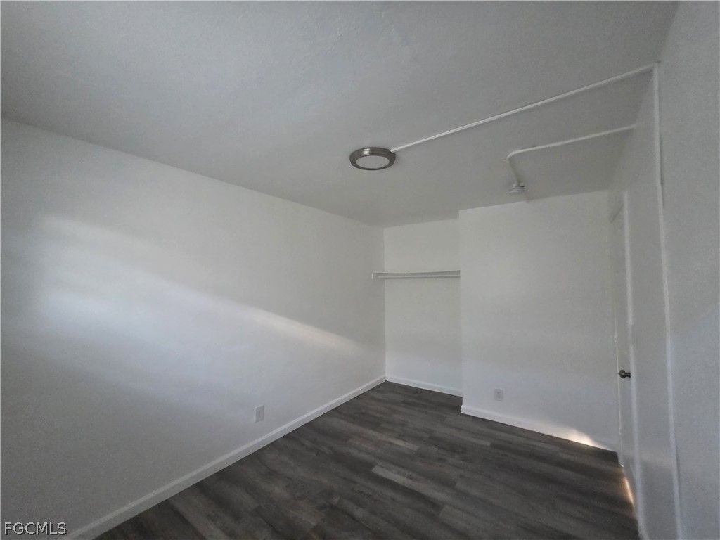 3033 2nd St 2, Fort Myers
