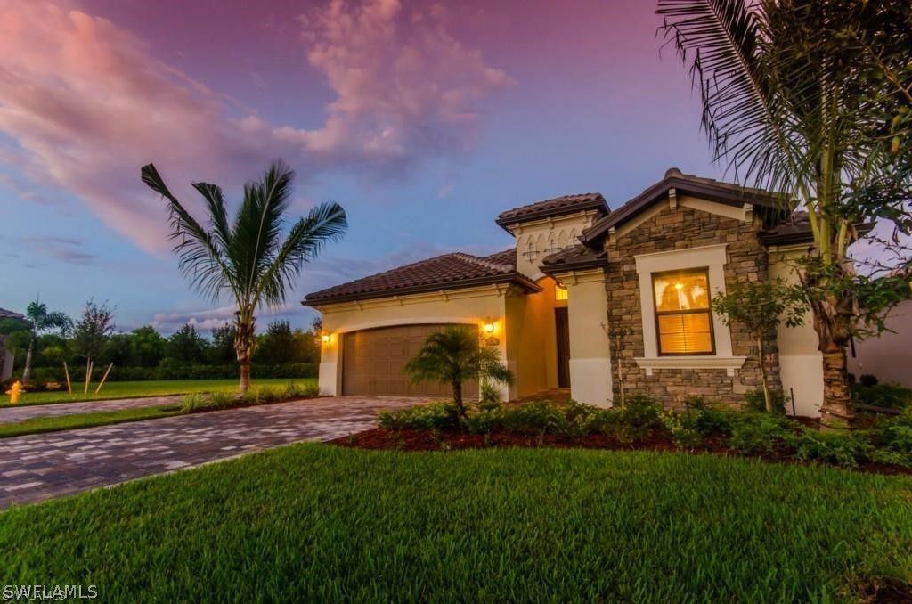9234 Veneto Pl, Naples