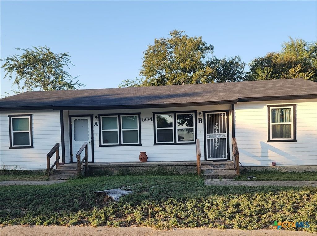 504 Highway Avenue B, Copperas Cove