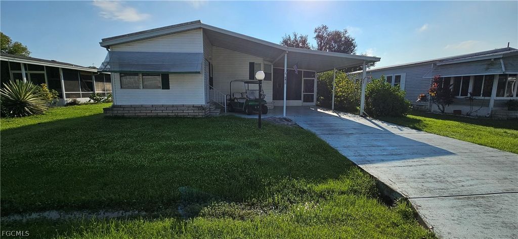8410 Wagon Wheel Cir, North Fort Myers