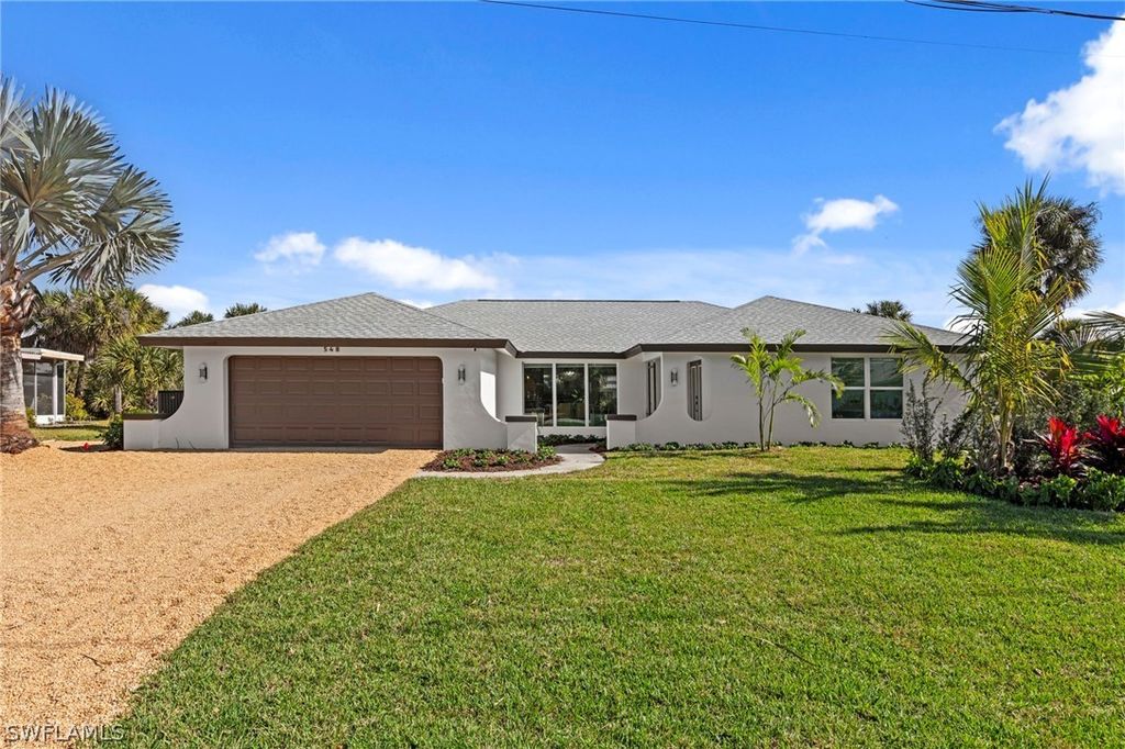 548 Boulder Dr, Sanibel