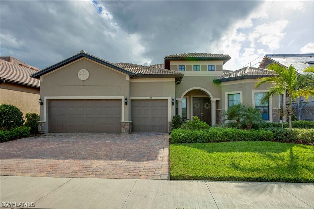 14020 Hawks Eye Ct, Estero