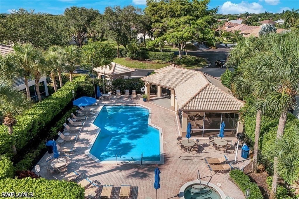 7720 Gardner Dr 201, Naples