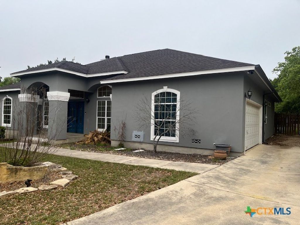 101 Cielo Vista, Canyon Lake