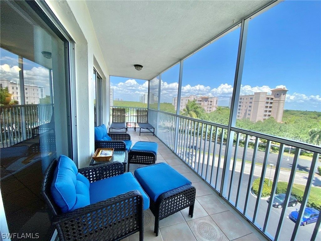 1 Bluebill Ave 604, Naples