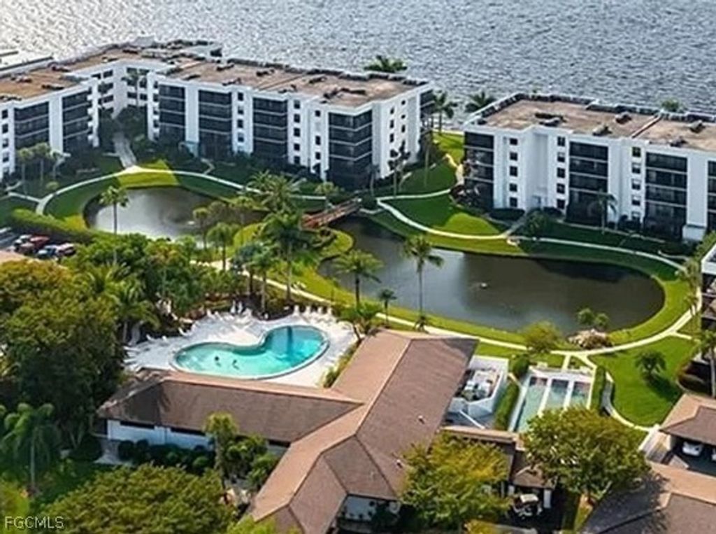 3460 N Key Dr 210, North Fort Myers