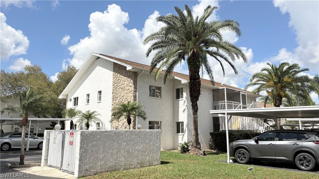 59 Camelot Gardens Blvd 110, Lehigh Acres