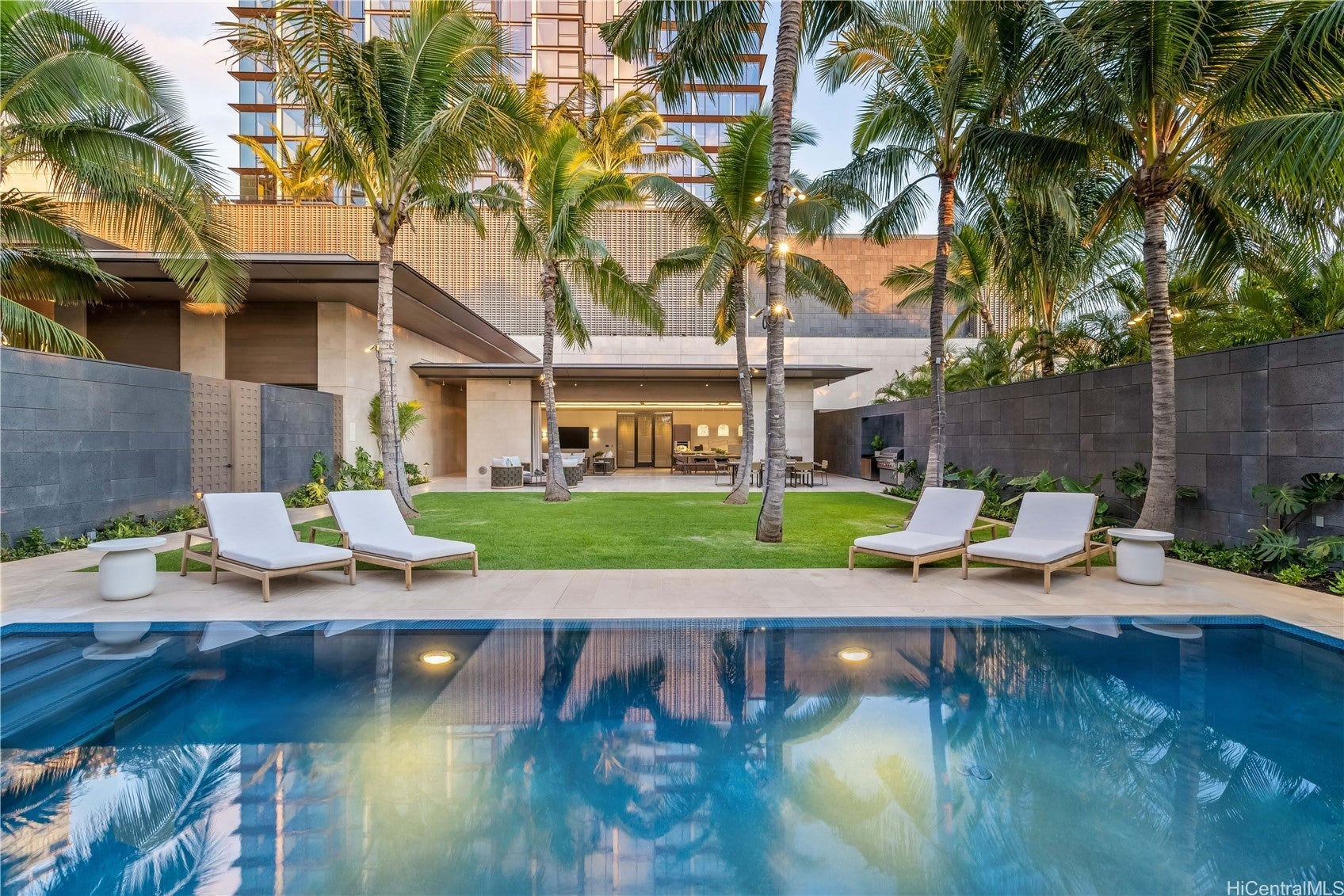 Photo of Listing #202605376