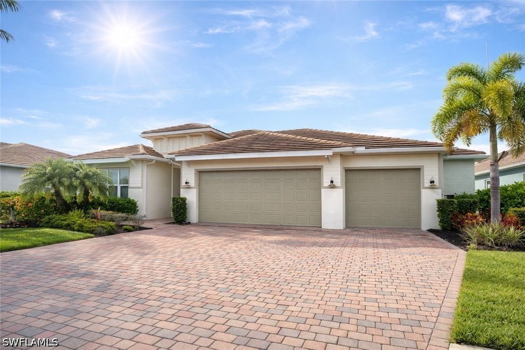 14715 Kelson Cir, Naples