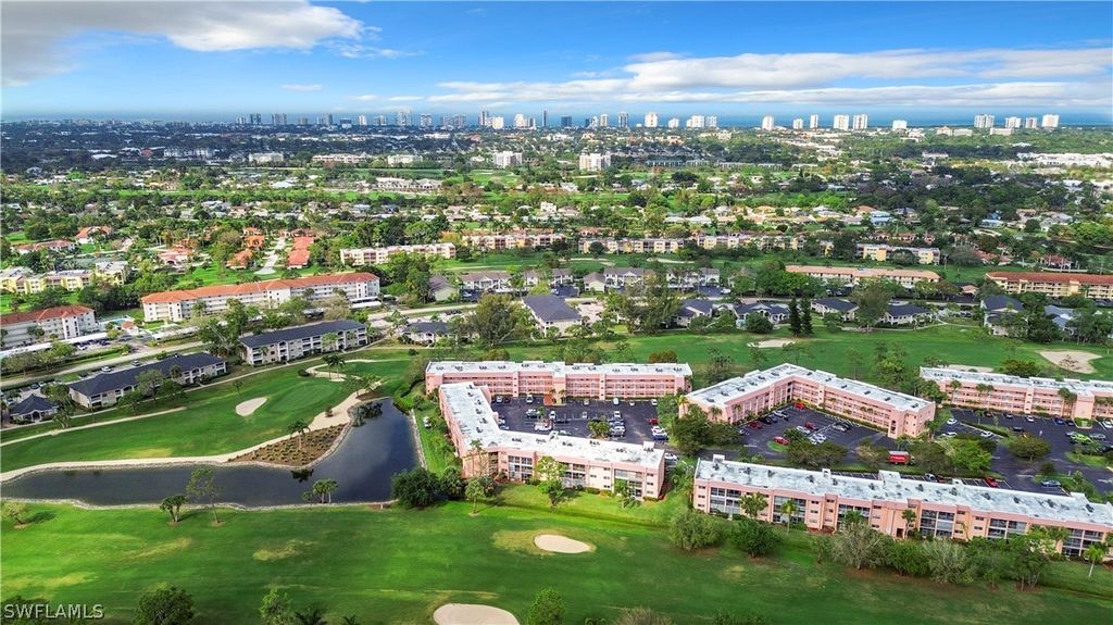 180 Turtle Lake Ct 103, Naples