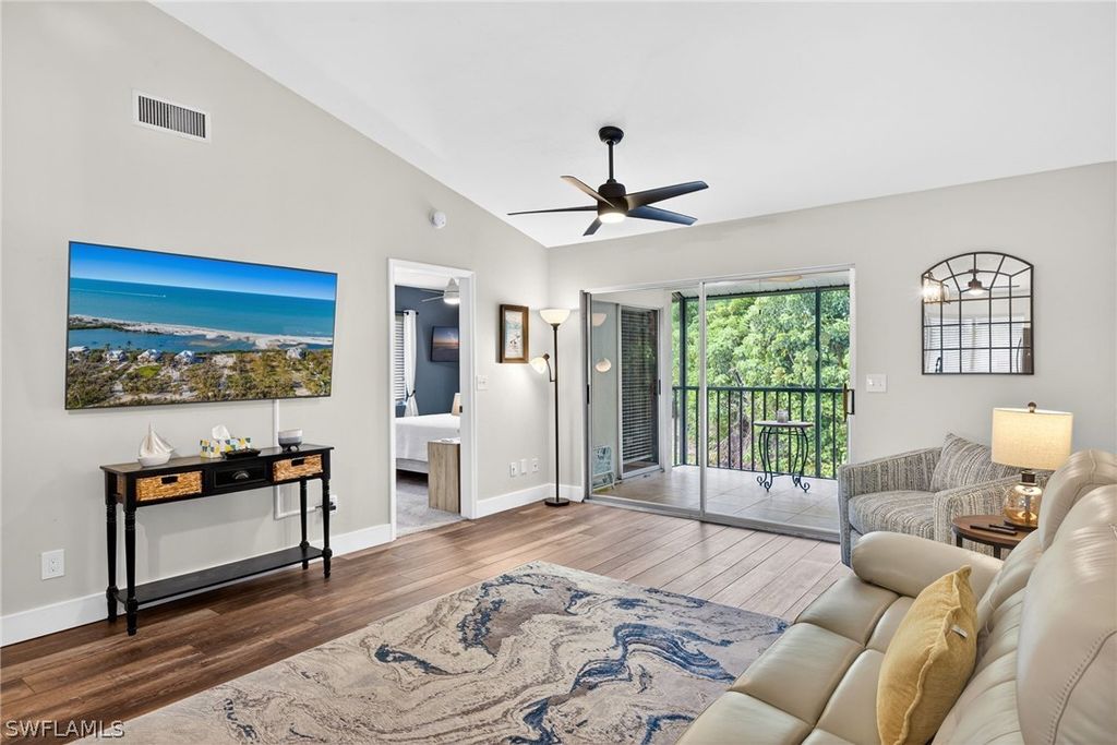 13170 White Marsh Ln 200, Fort Myers