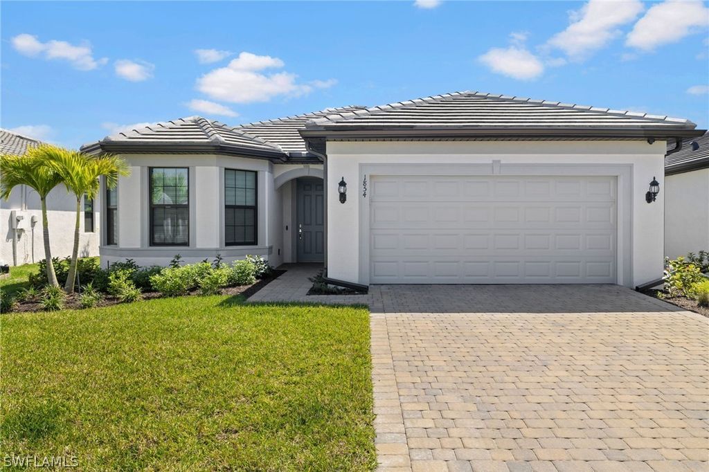 1854 Amador Ct, NAPLES