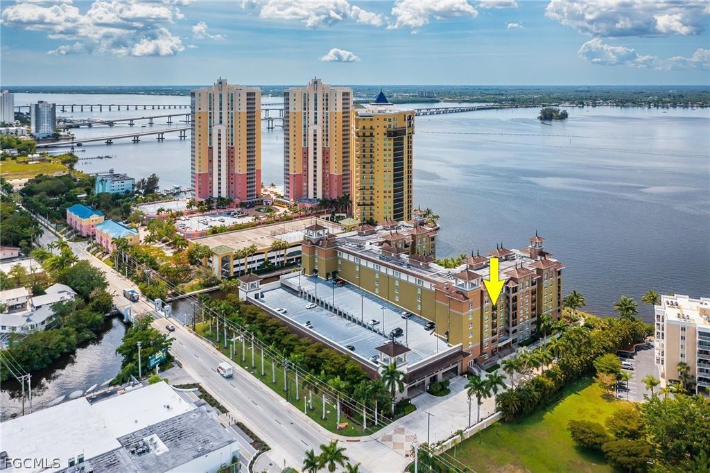 2825 Palm Beach Blvd 618, Fort Myers