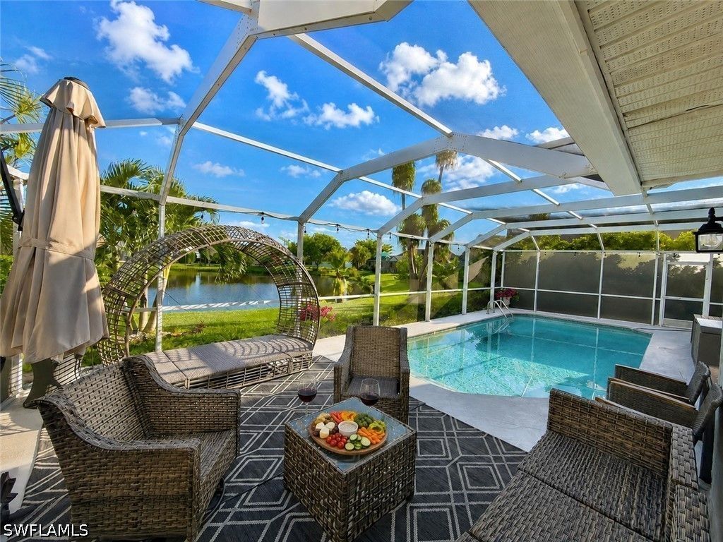 3639 Kent Dr, Naples