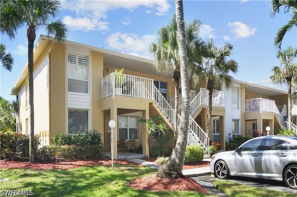 1250 Yesica Ann Cir E102, Naples