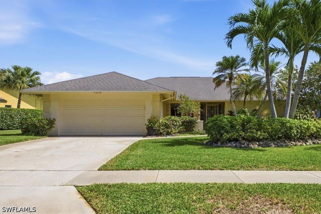 9874 Campbell Cir, Naples