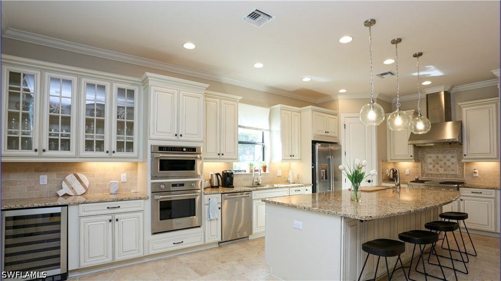 10155 Coconut Rd, Estero