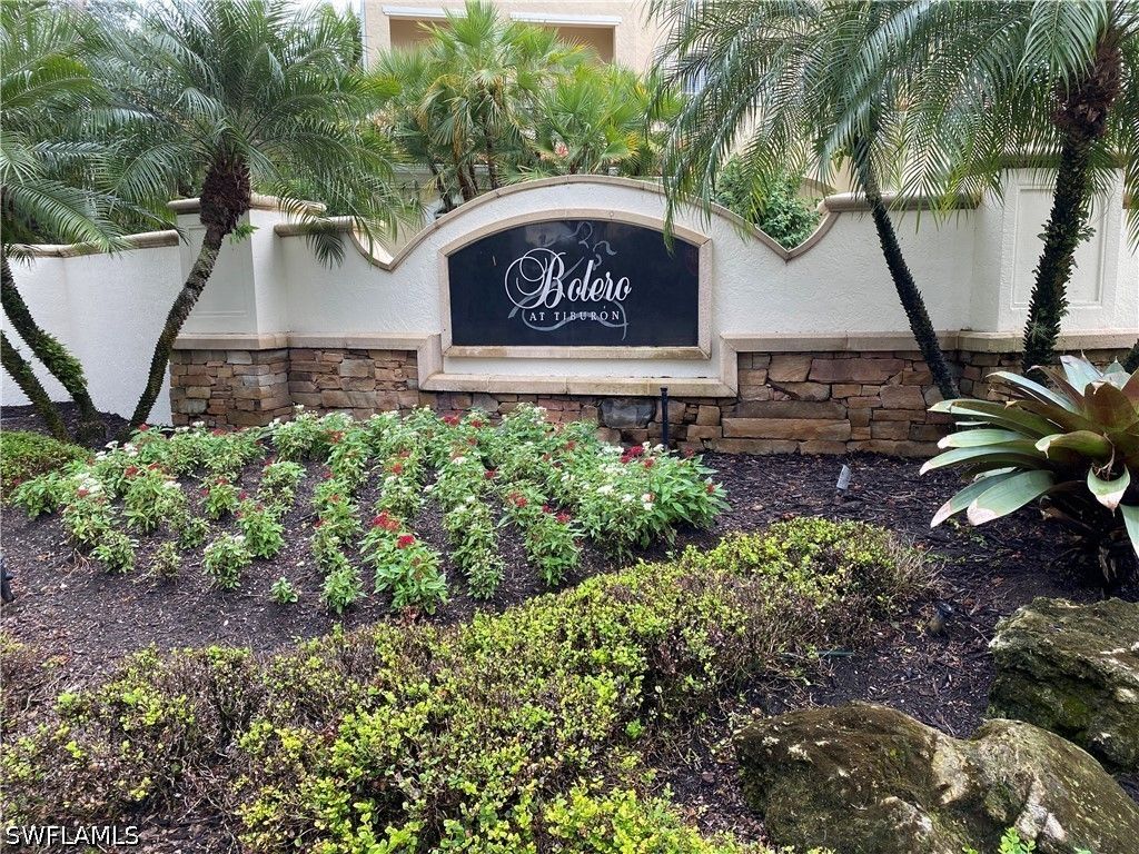 2662 Bolero Dr 1002, Naples