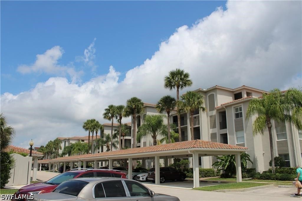 10349 Heritage Bay Blvd 2117, Naples