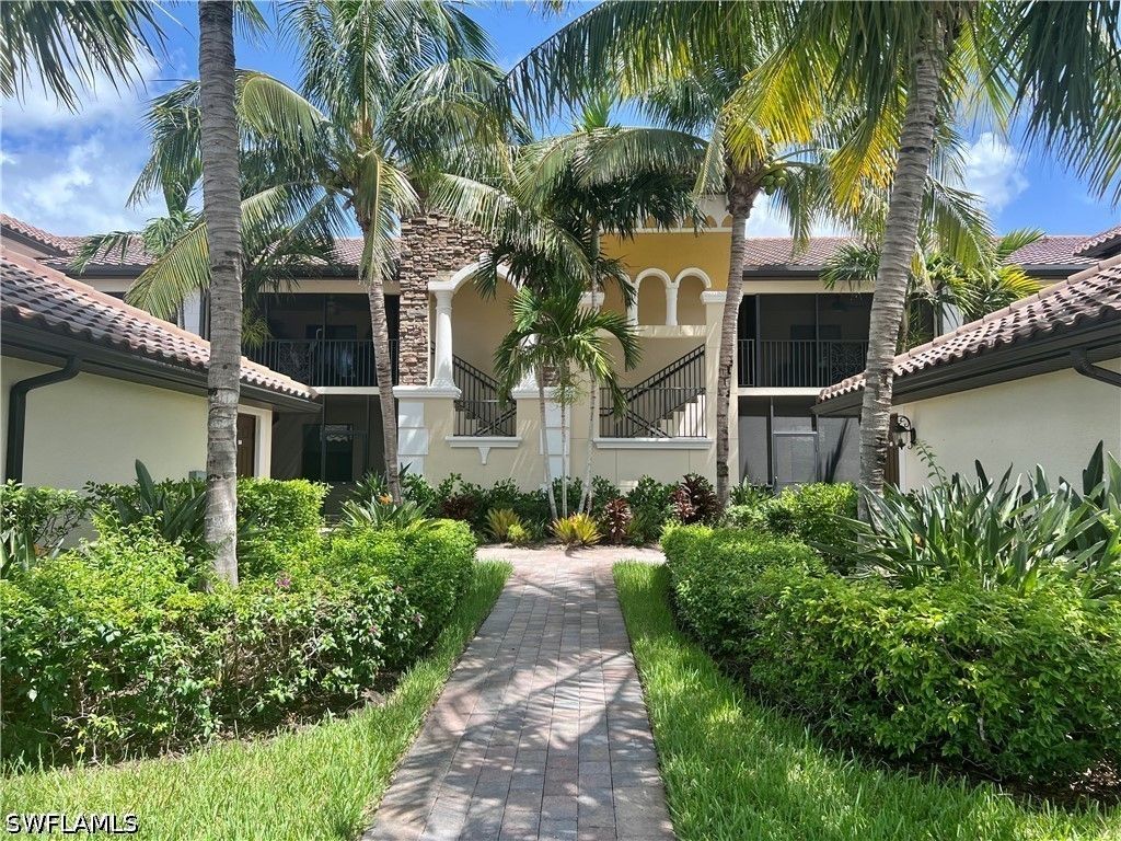 9509 Avellino Way 1815, Naples