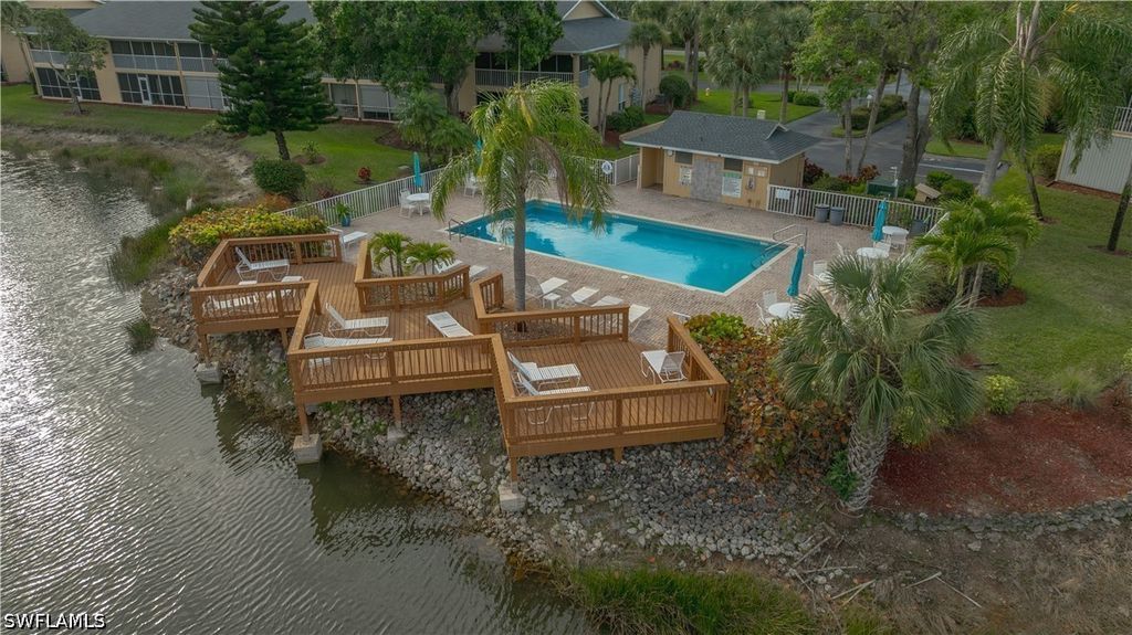 1190 Yesica Ann Cir B101, NAPLES