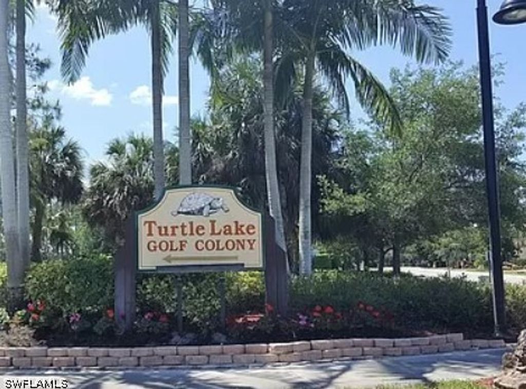 175 Turtle Lake Ct 111, Naples