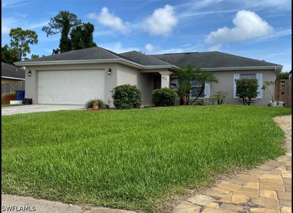 8334 Robin Rd, Fort Myers