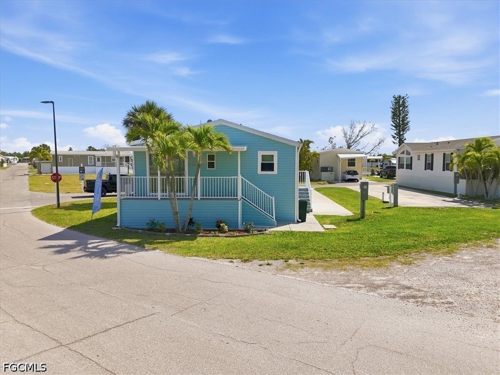 730 Chippewa Trl, Fort Myers Beach