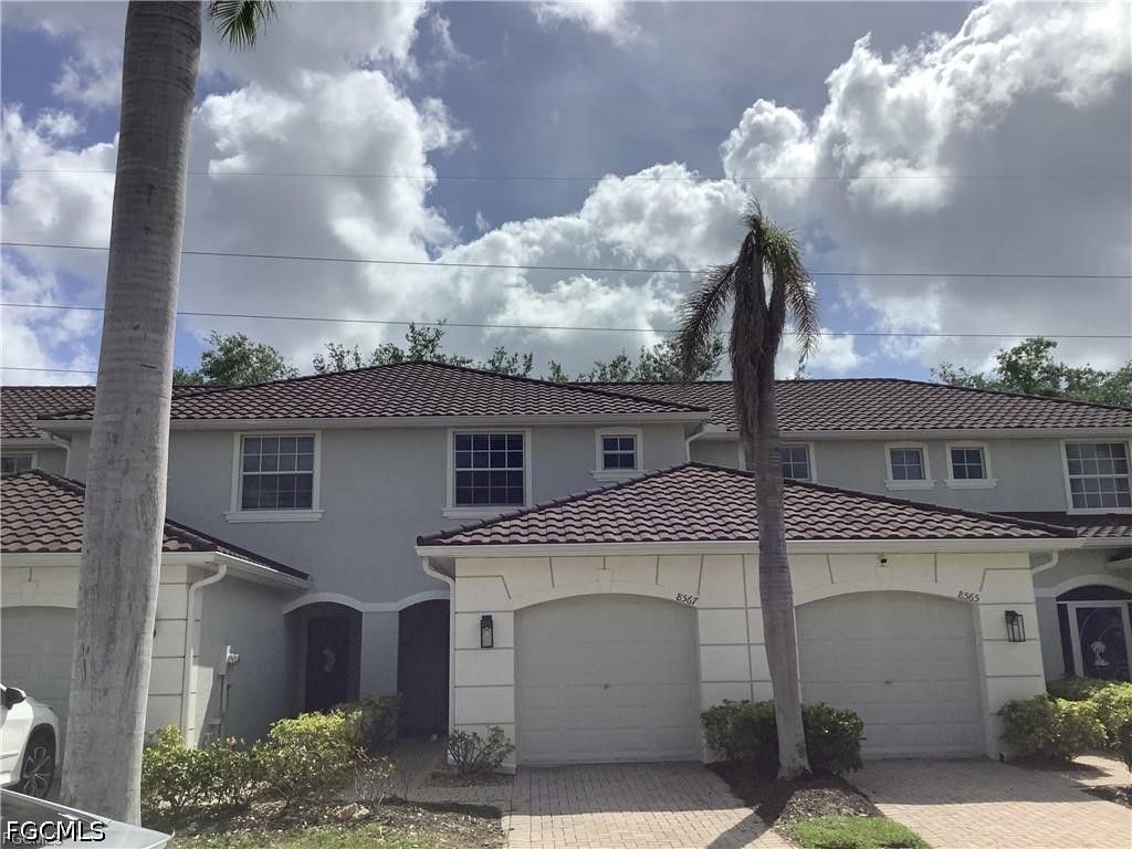 8567 Athena Ct, Lehigh Acres