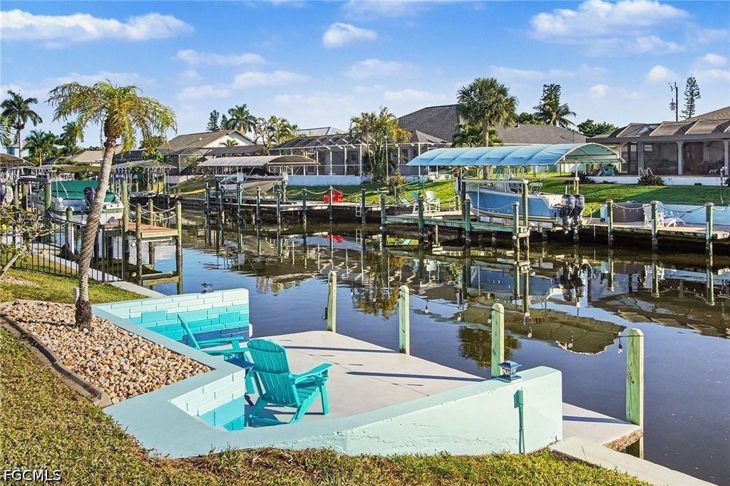 1308 Se 21st Ter, Cape Coral