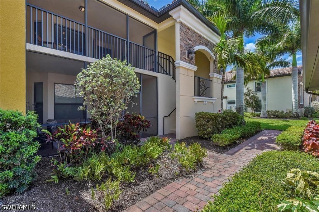 9528 Avellino Way 2526, Naples