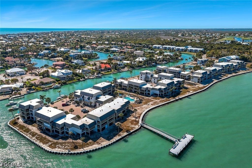 760 Sextant Dr 321, Sanibel