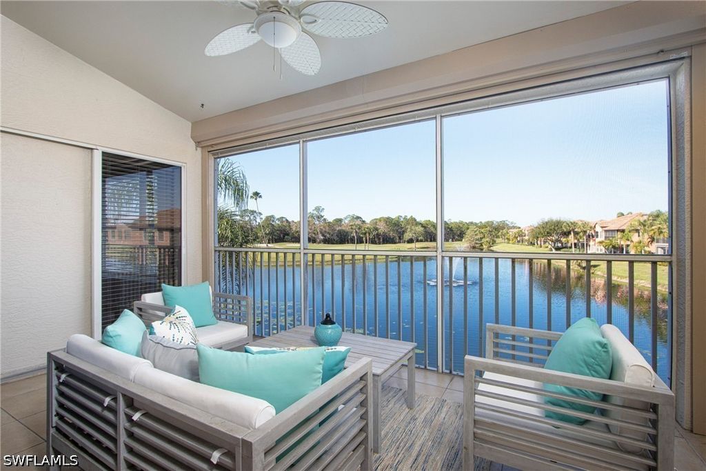 5705 Heron Ln 806, Naples