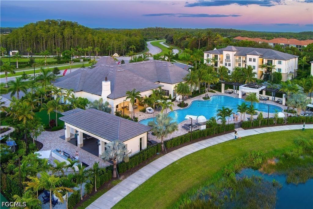 12171 Treeline Ave S9-111, Fort Myers