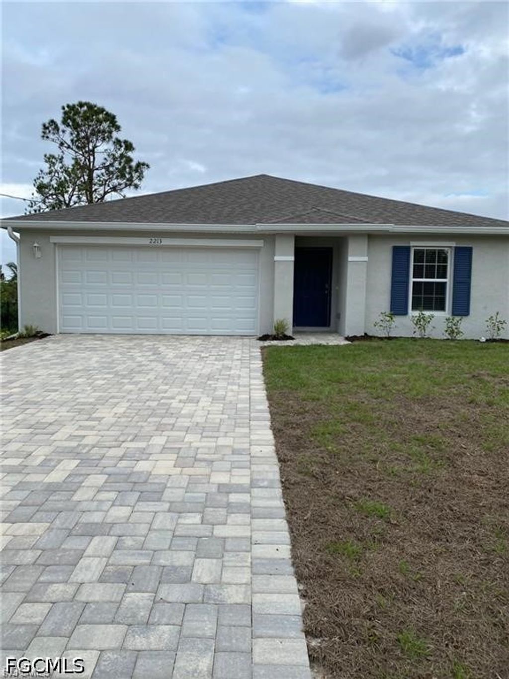 2213 Ne 33rd St, Cape Coral
