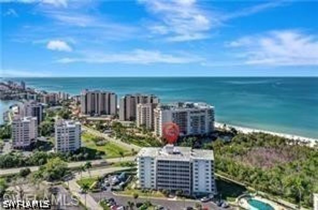 1 Bluebill Ave 707, Naples
