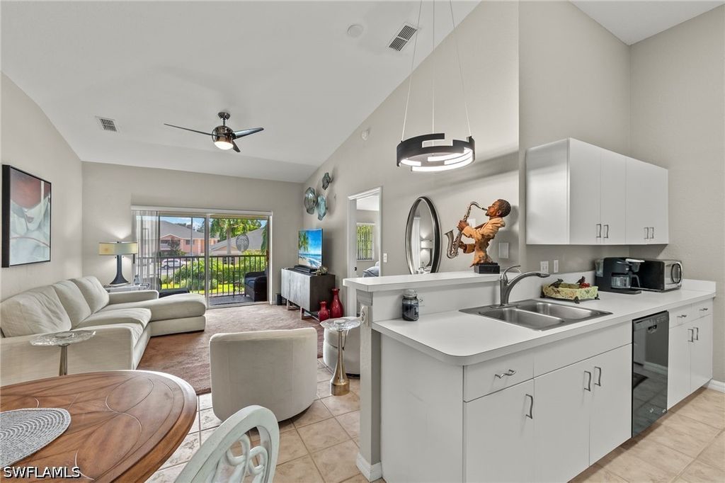 27083 Matheson Ave 208, Bonita Springs