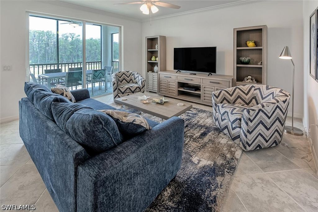 6046 National Blvd 436, Ave Maria