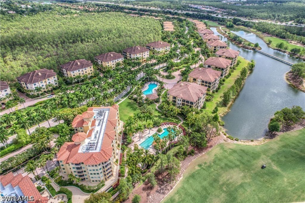 2728 Tiburon Blvd E Ph-503, Naples